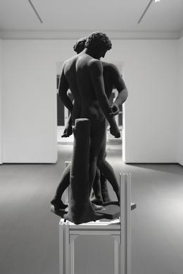 Christian Holze, 2024, Farnese Antinoos Capitoline, quartz sand, synthetic resin, 3-D print, 80 x 40 x 30 cm